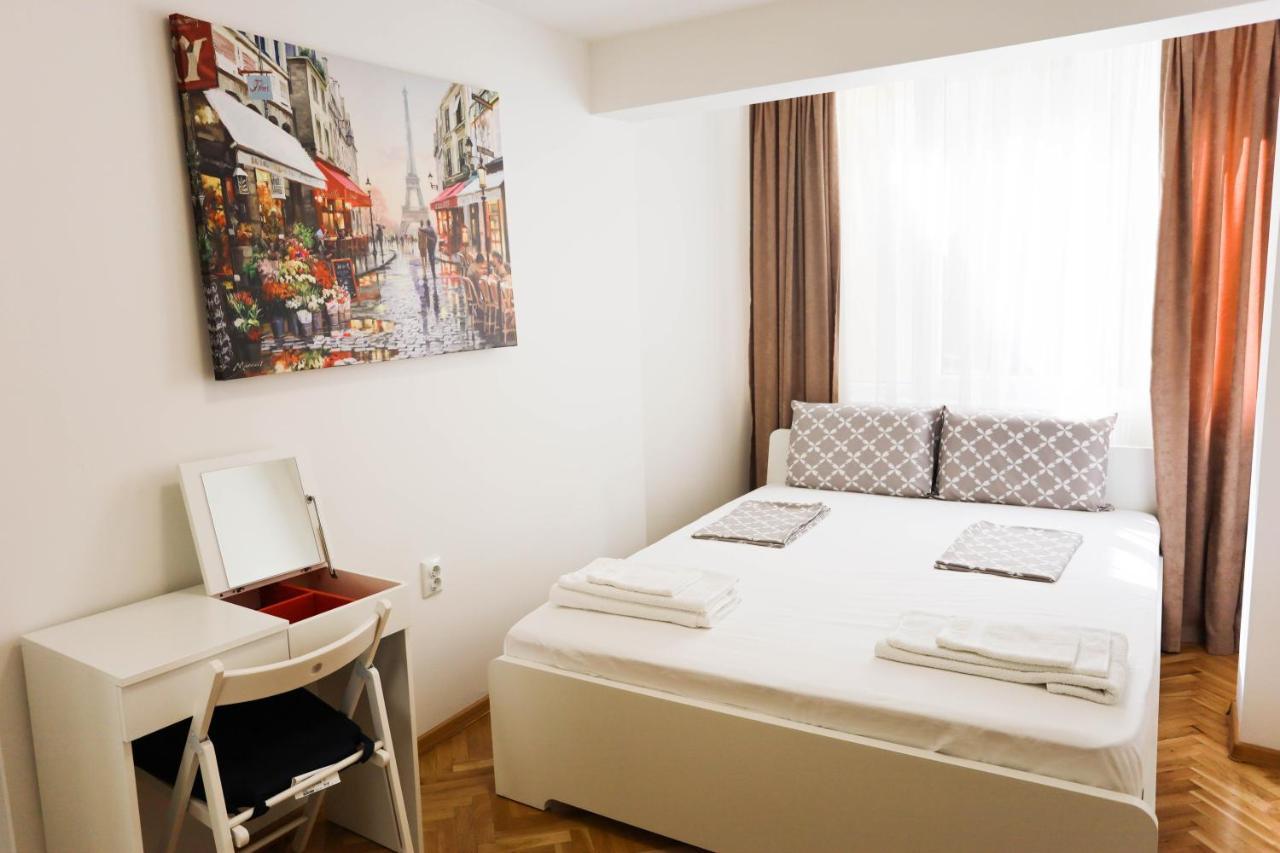 White Central Apartment Varna Extérieur photo